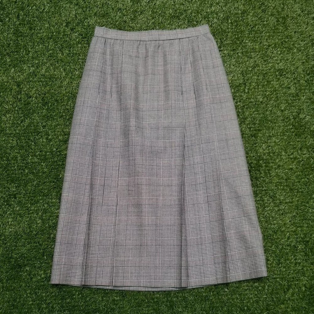 Vintage Houndstooth Midi Skirt Offers Welcome